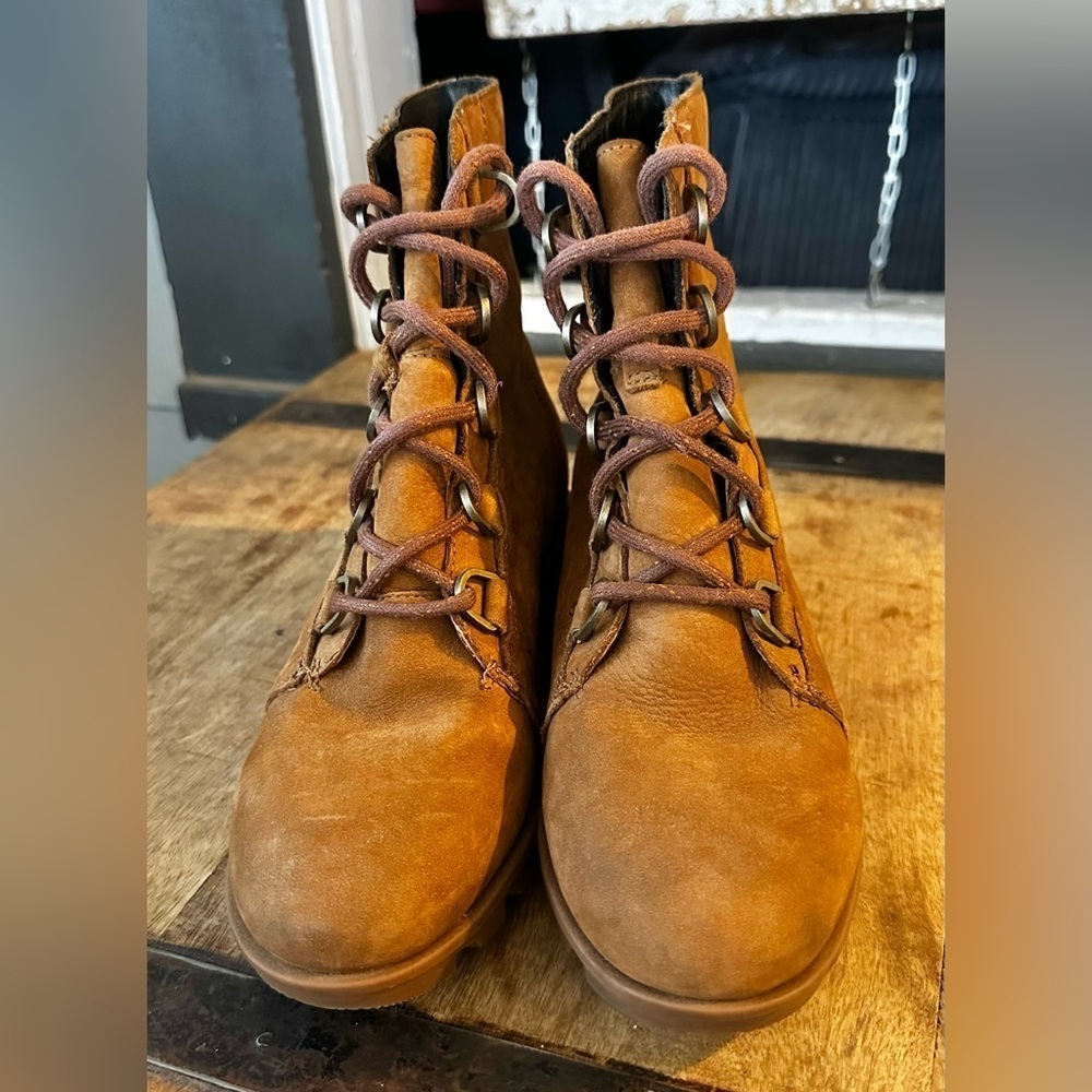 Sorel Waterproof Lace-Up Boots Women’s 8.5 Tan Nubuck Winter Boot - Picture 7 of 9